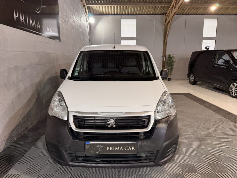 Voiture PEUGEOT PARTNER