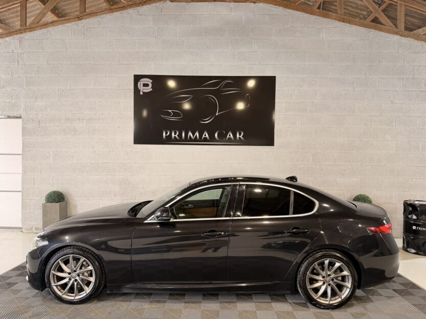 Voiture ALFA ROMEO GIULIA