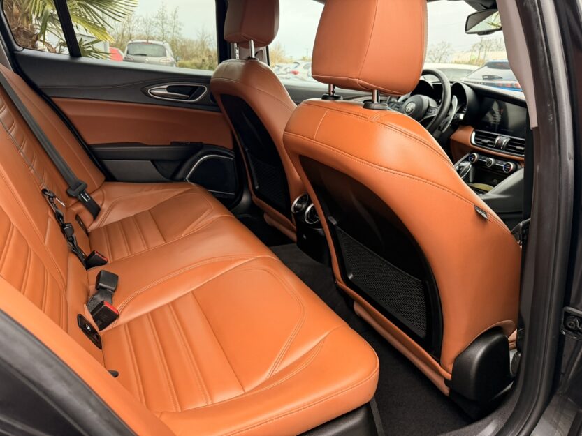 Voiture ALFA ROMEO GIULIA