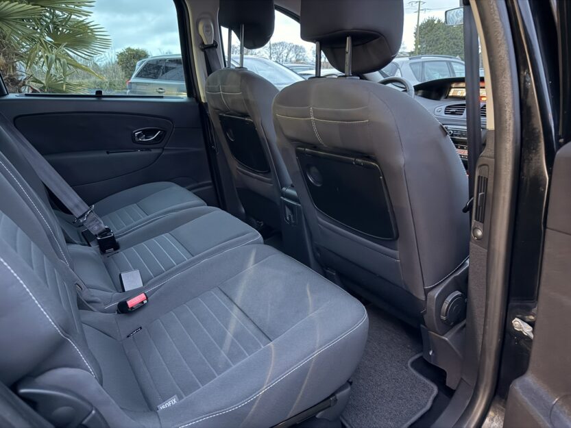 Voiture RENAULT SCENIC III