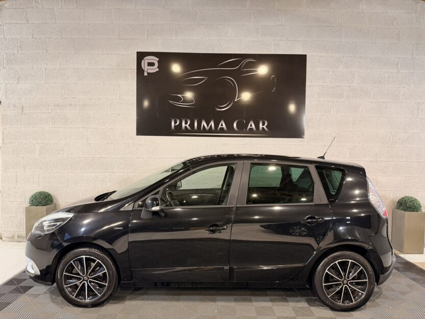 Voiture RENAULT SCENIC III