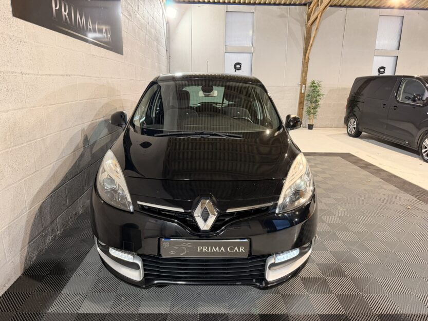 Voiture RENAULT SCENIC III