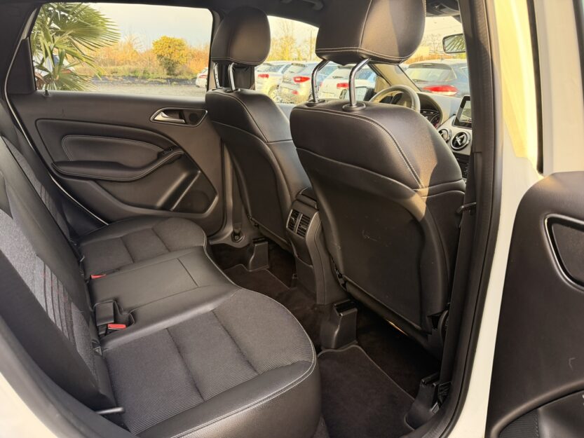 Voiture MERCEDES CLASSE B