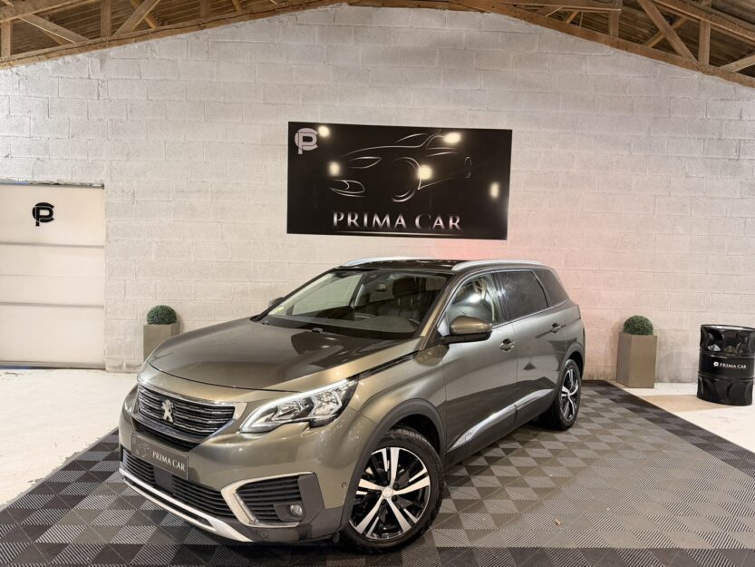 Voiture PEUGEOT 5008