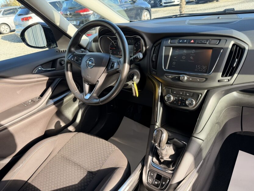 Voiture OPEL ZAFIRA