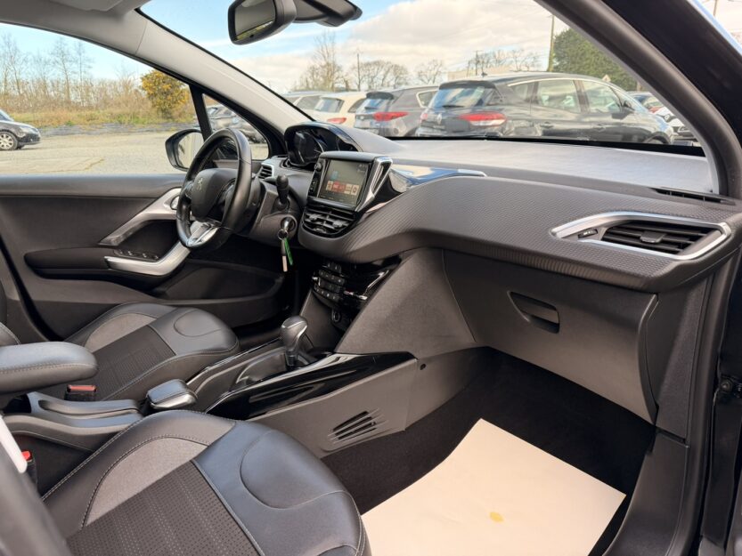 Voiture PEUGEOT 2008