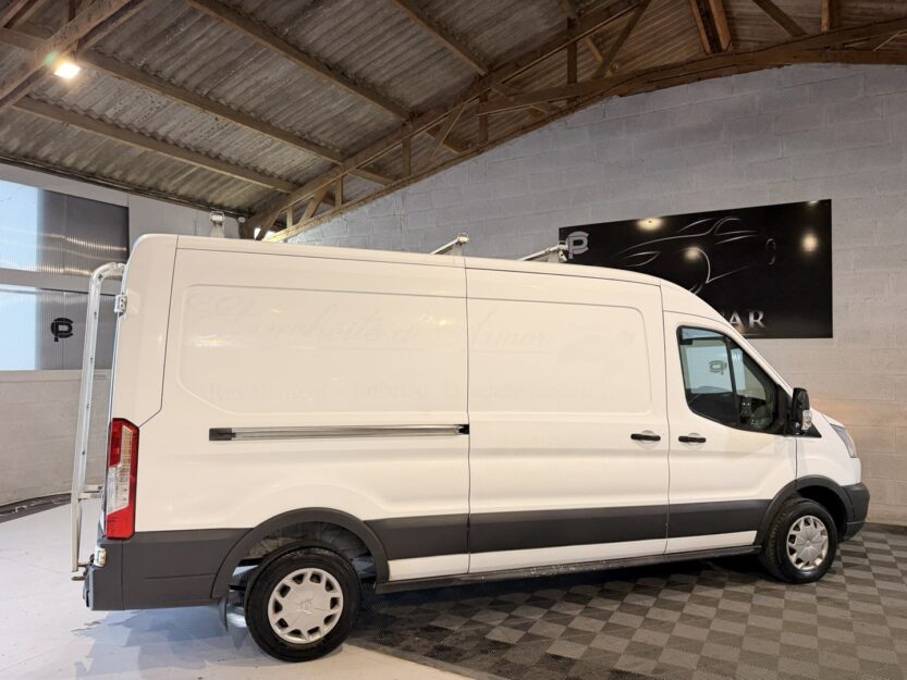 Voiture FORD TRANSIT 2T FG