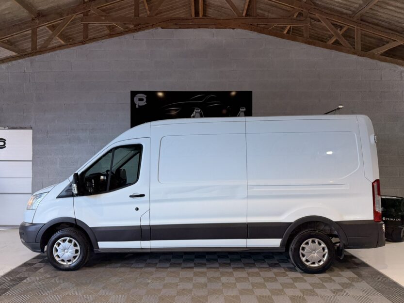 Voiture FORD TRANSIT 2T FG
