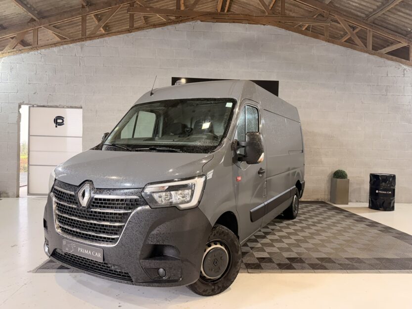Voiture RENAULT MASTER III FG