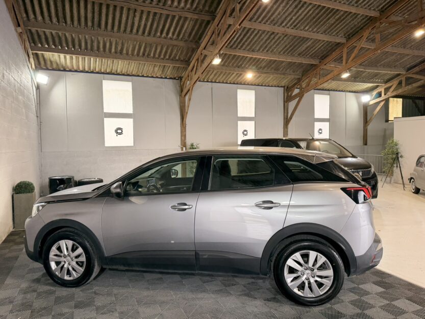 Voiture PEUGEOT 3008