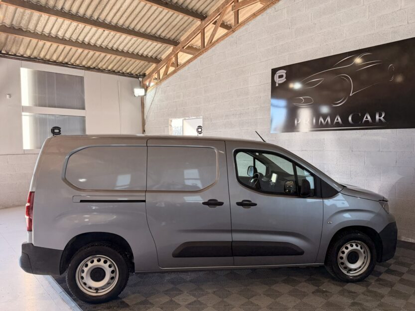 Voiture PEUGEOT PARTNER