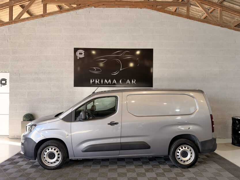 Voiture PEUGEOT PARTNER