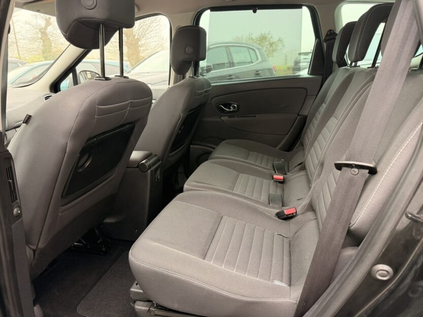 Voiture RENAULT GRAND SCENIC III