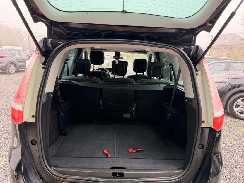 Voiture RENAULT GRAND SCENIC III