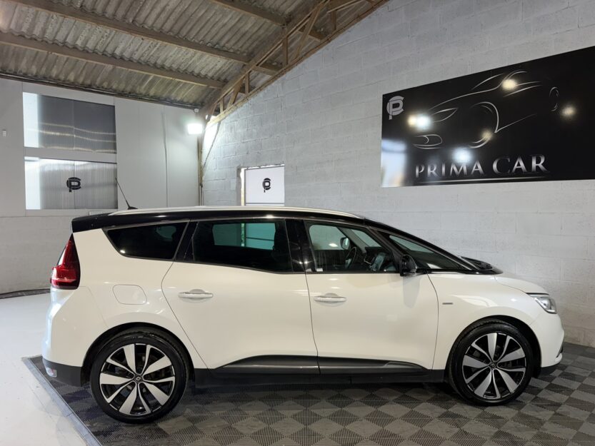 Voiture RENAULT GRAND SCENIC IV