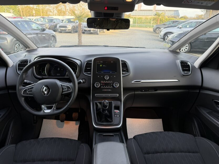Voiture RENAULT GRAND SCENIC IV