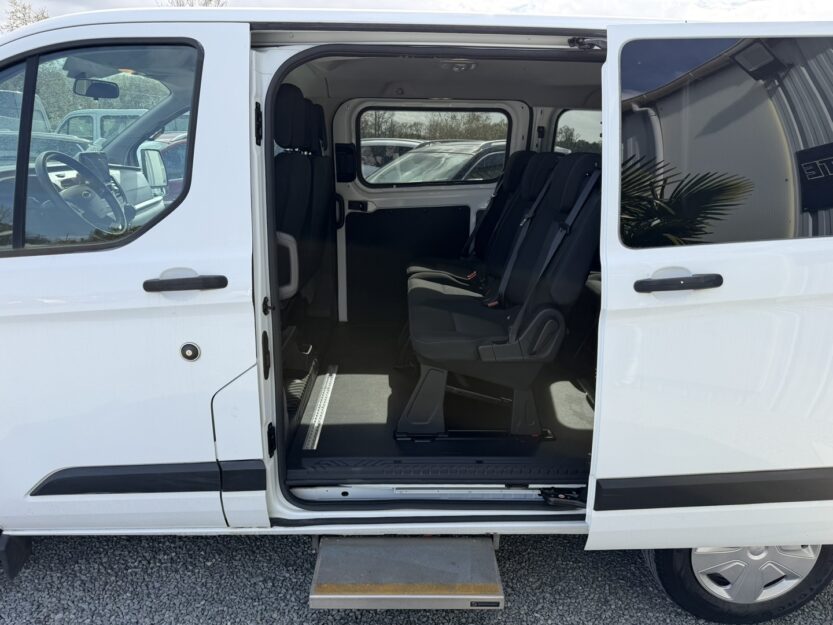 Voiture FORD TRANSIT CUSTOM KOMBI