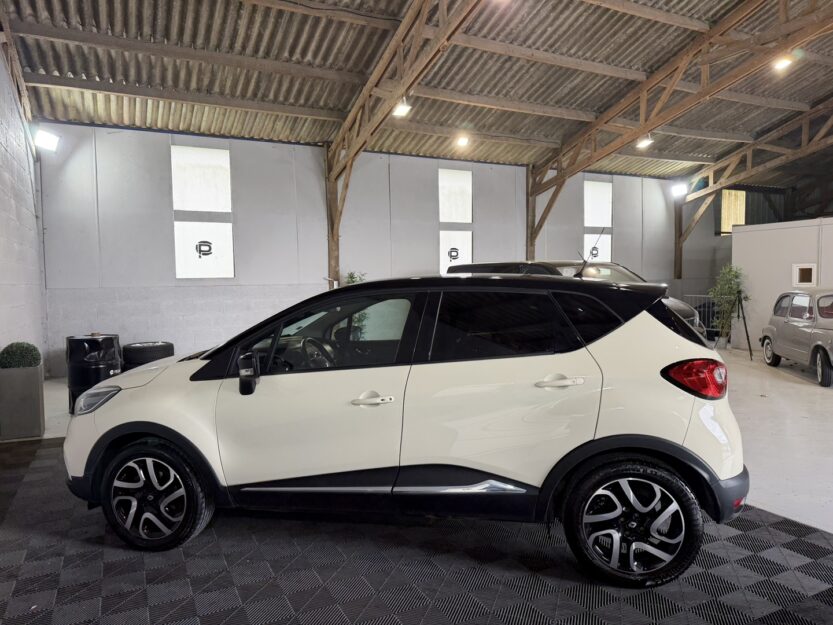 Voiture RENAULT CAPTUR