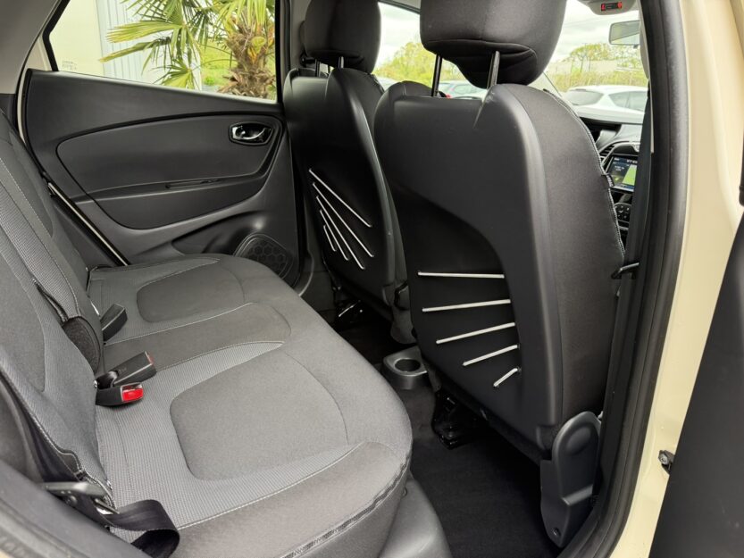 Voiture RENAULT CAPTUR