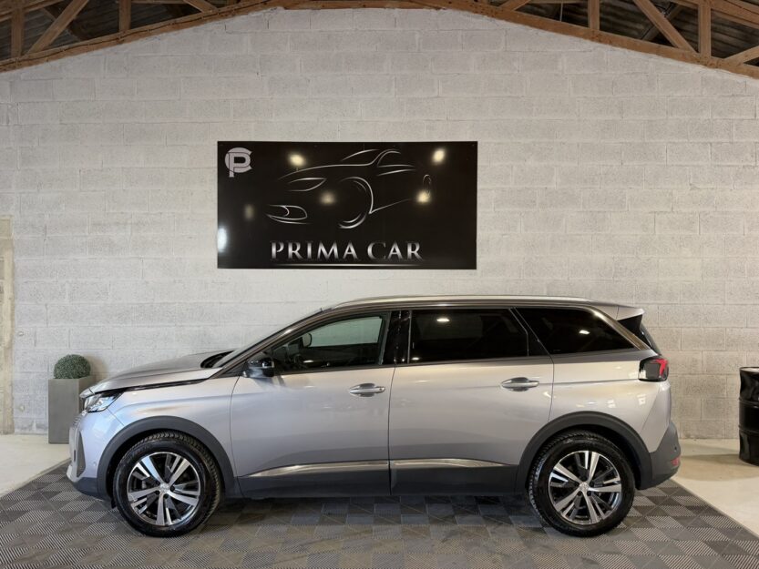 Voiture PEUGEOT 5008
