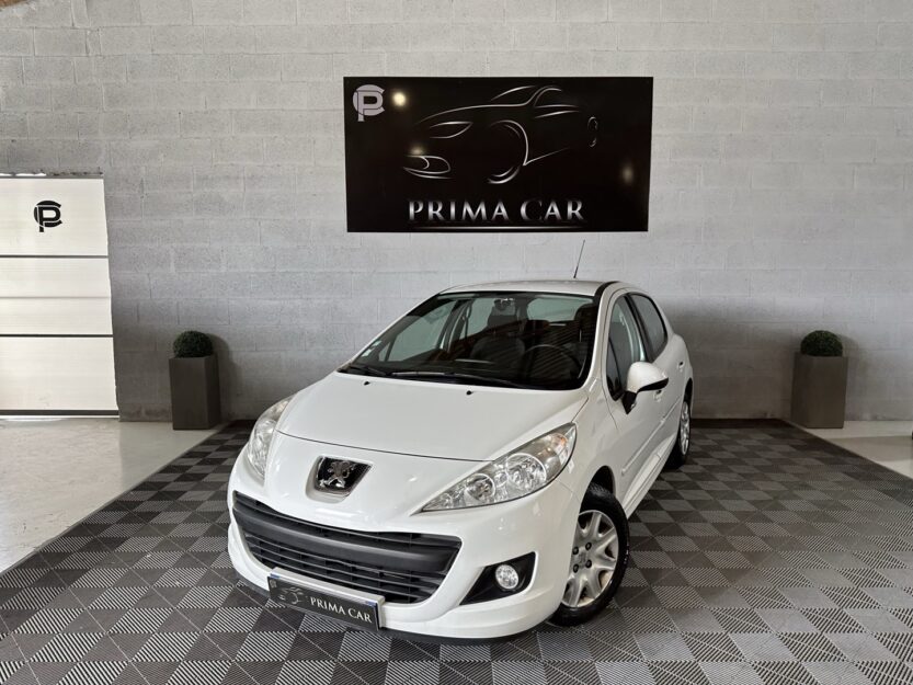 Voiture PEUGEOT 207+