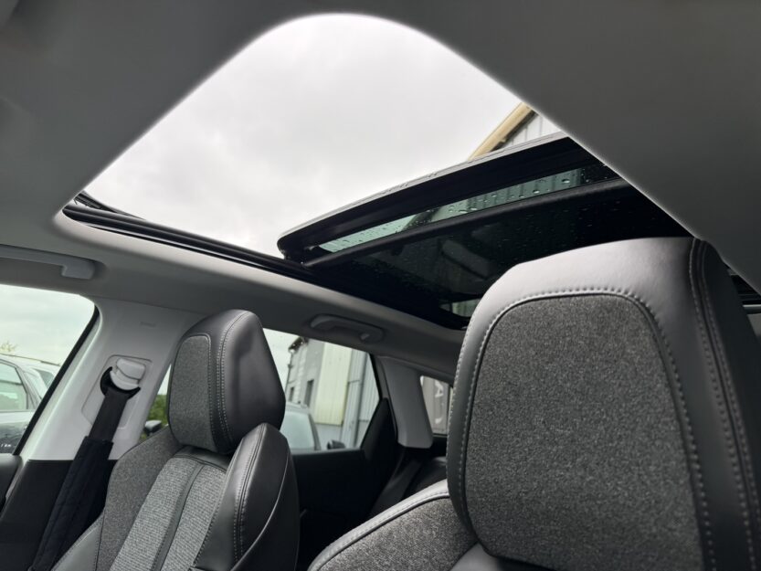Voiture PEUGEOT 3008