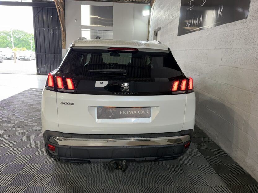 Voiture PEUGEOT 3008