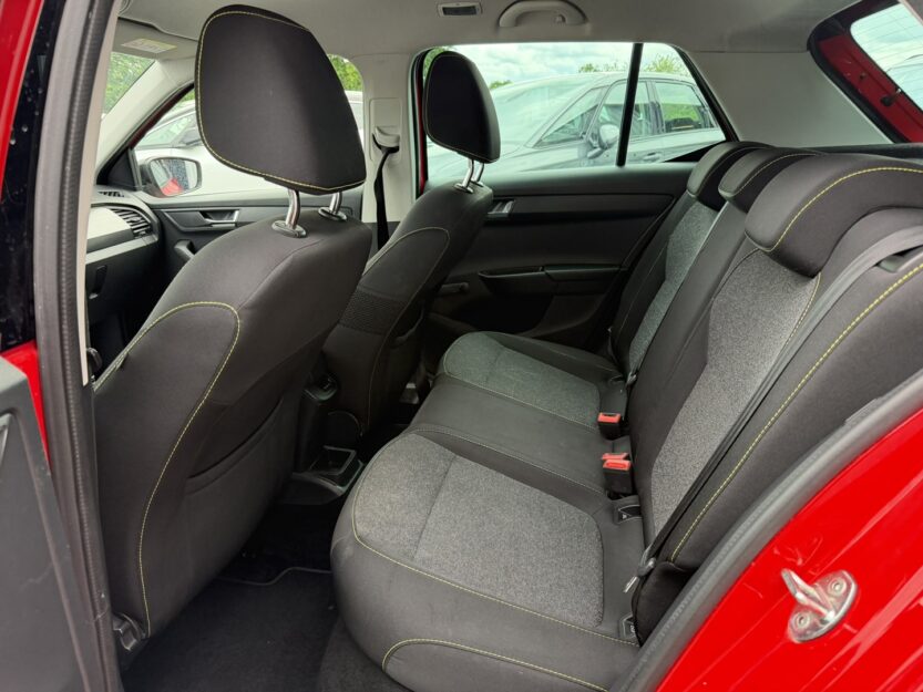 Voiture SKODA FABIA