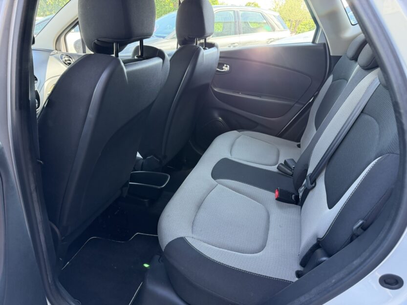 Voiture RENAULT CAPTUR