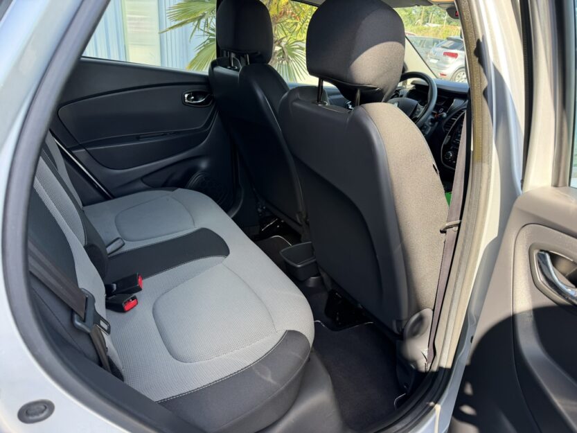 Voiture RENAULT CAPTUR