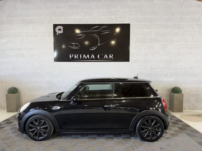 Voiture MINI MINI