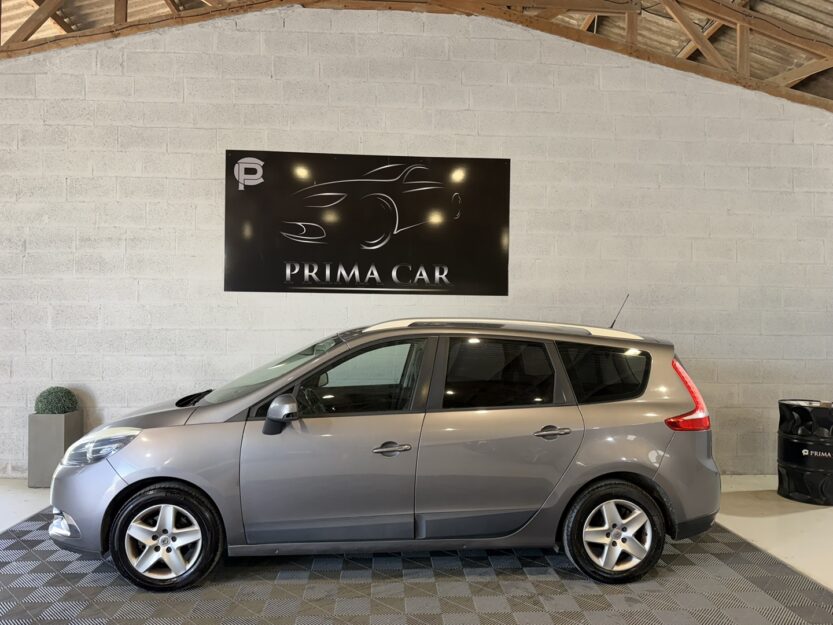 Voiture RENAULT GRAND SCENIC III