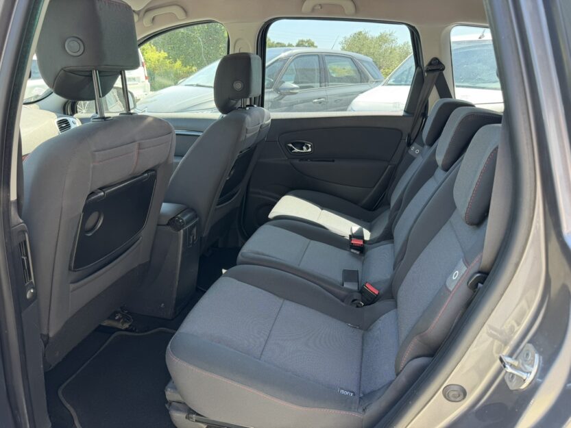 Voiture RENAULT GRAND SCENIC III