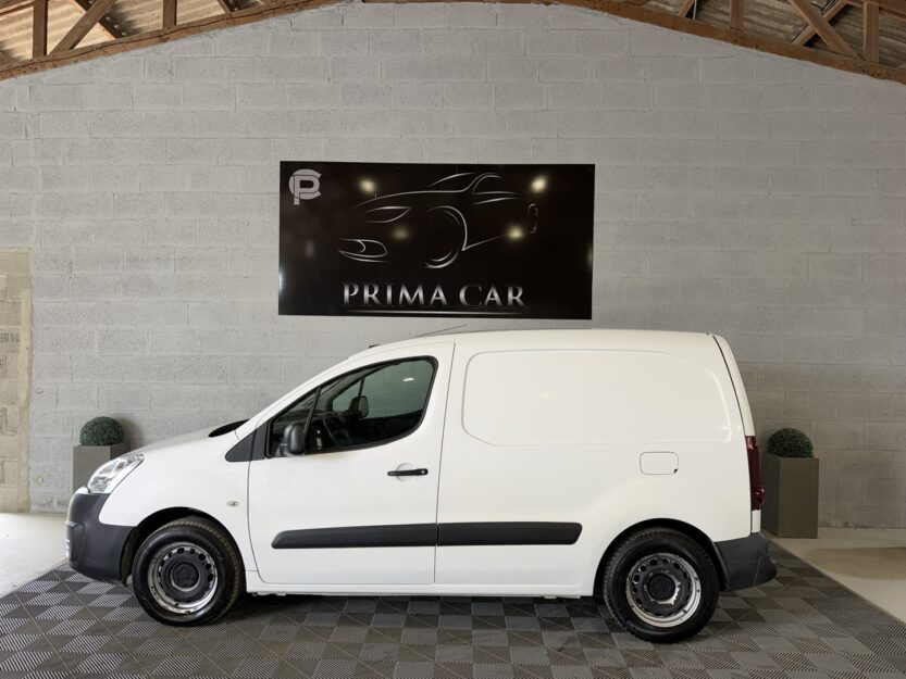 Voiture PEUGEOT PARTNER