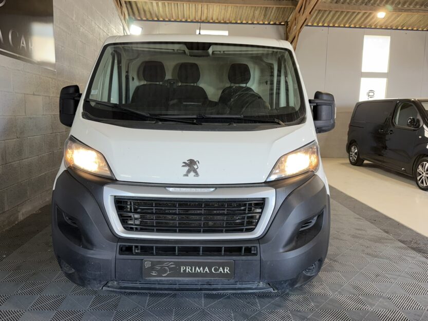 Voiture PEUGEOT BOXER FG