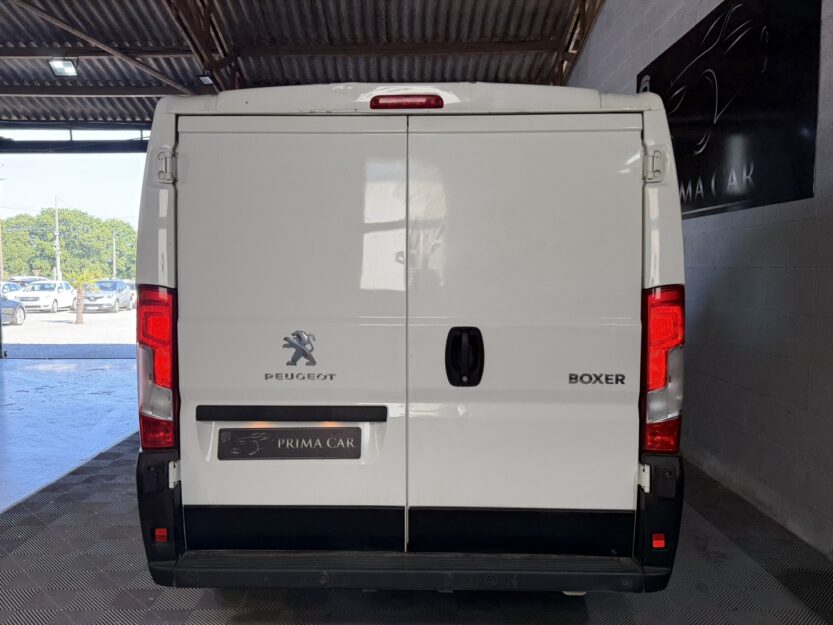 Voiture PEUGEOT BOXER FG
