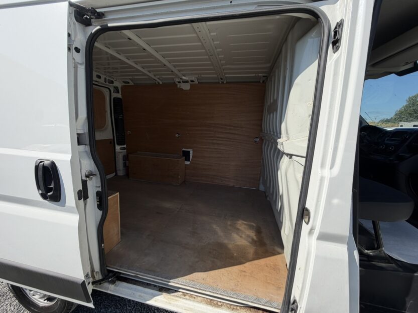 Voiture PEUGEOT BOXER FG