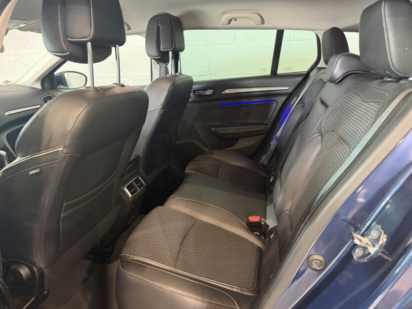 Voiture RENAULT MEGANE IV ESTATE