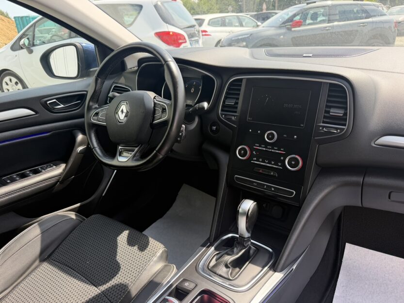 Voiture RENAULT MEGANE IV ESTATE