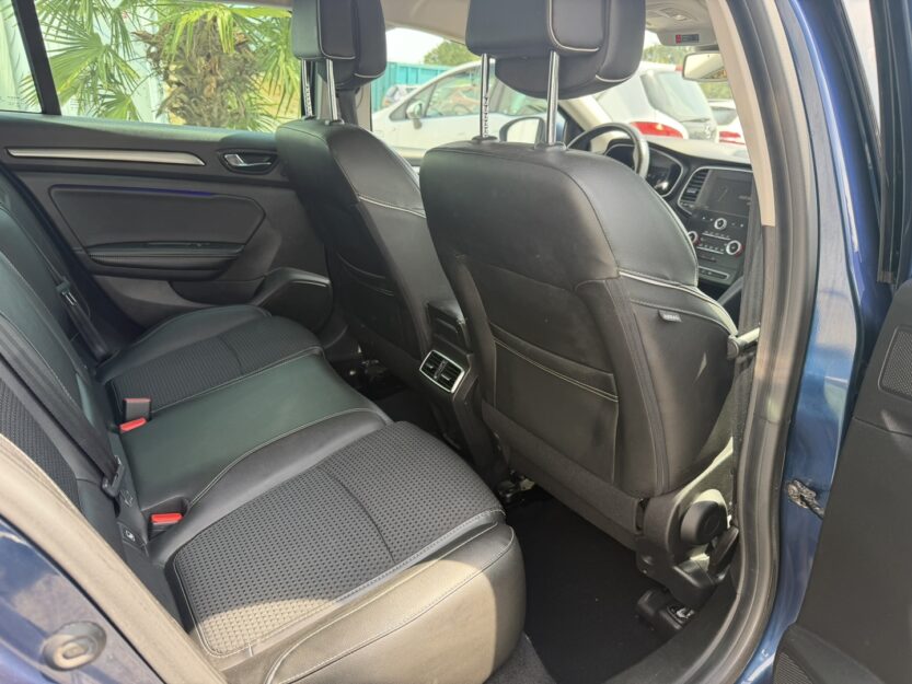 Voiture RENAULT MEGANE IV ESTATE