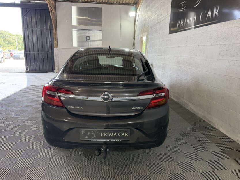 Voiture OPEL INSIGNIA