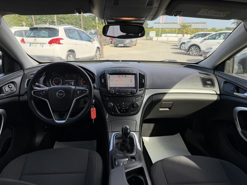 Voiture OPEL INSIGNIA