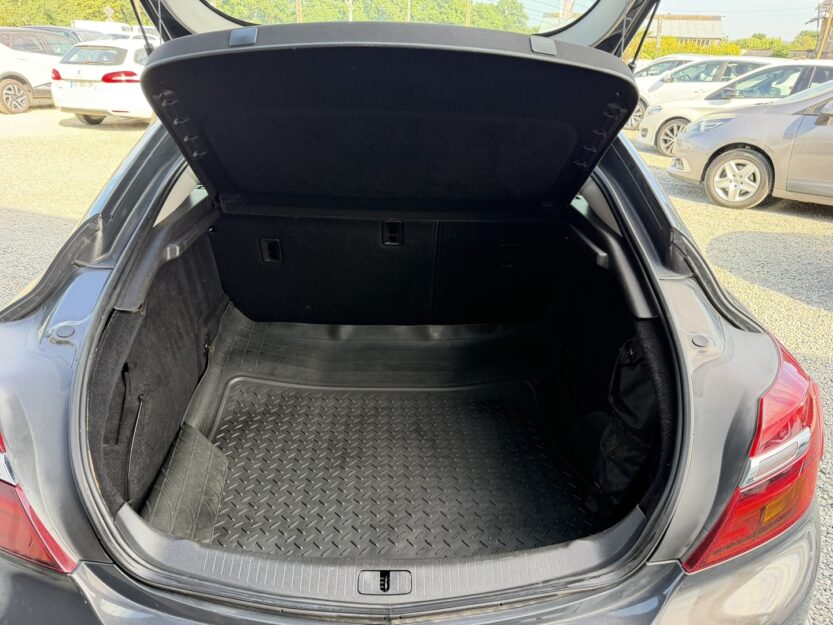 Voiture OPEL INSIGNIA
