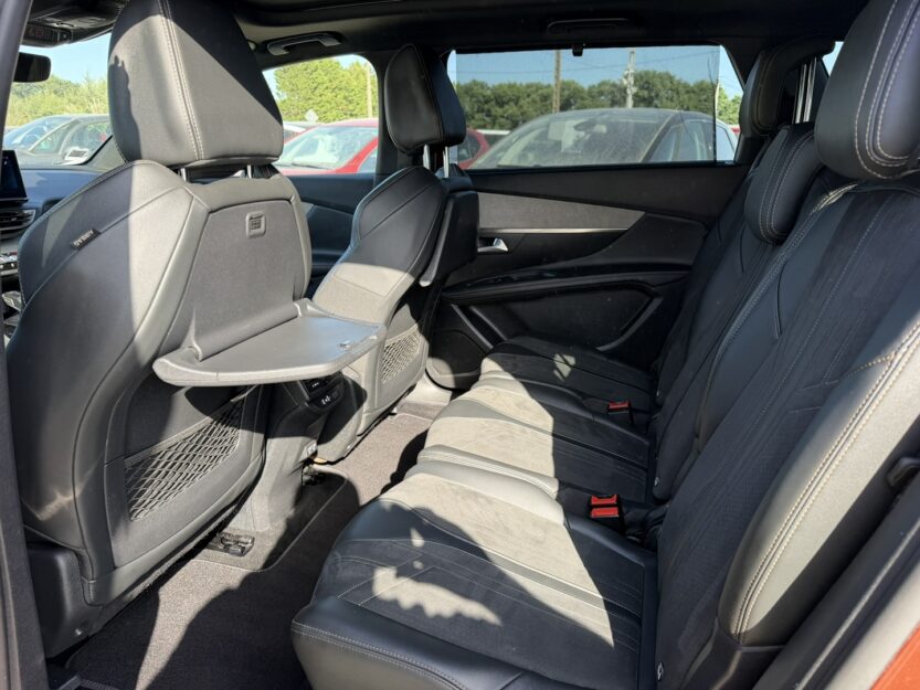 Voiture PEUGEOT 5008