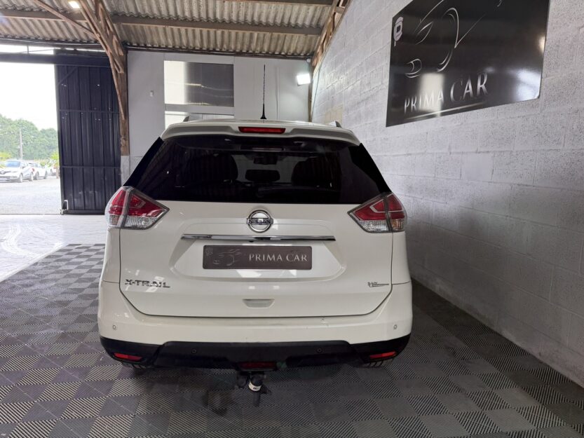 Voiture NISSAN X-TRAIL