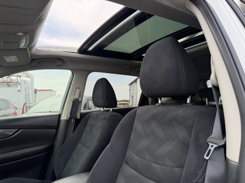Voiture NISSAN X-TRAIL
