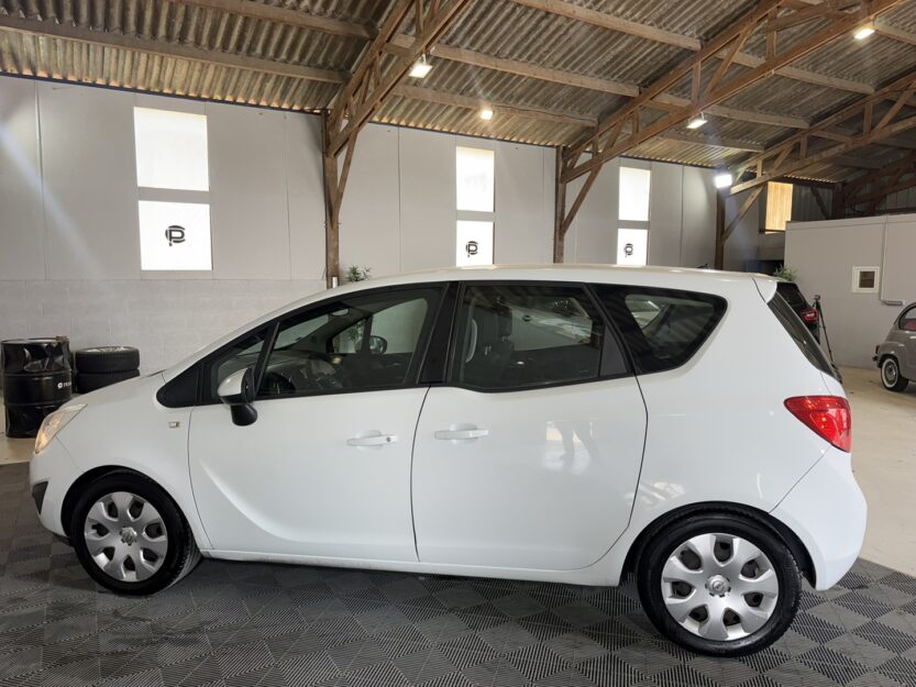 Voiture OPEL MERIVA