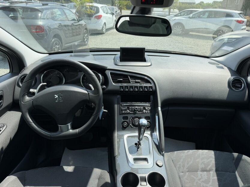 Voiture PEUGEOT 3008