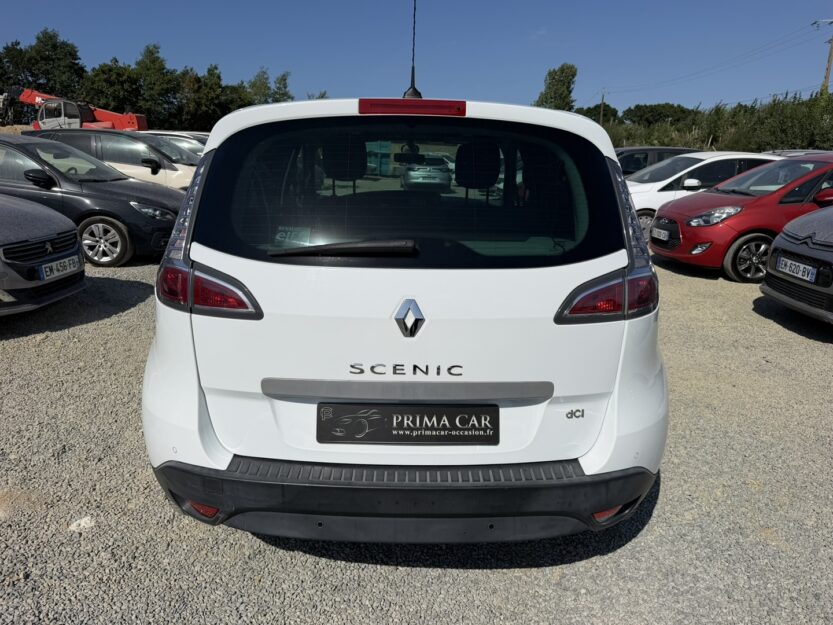 Voiture RENAULT SCENIC III