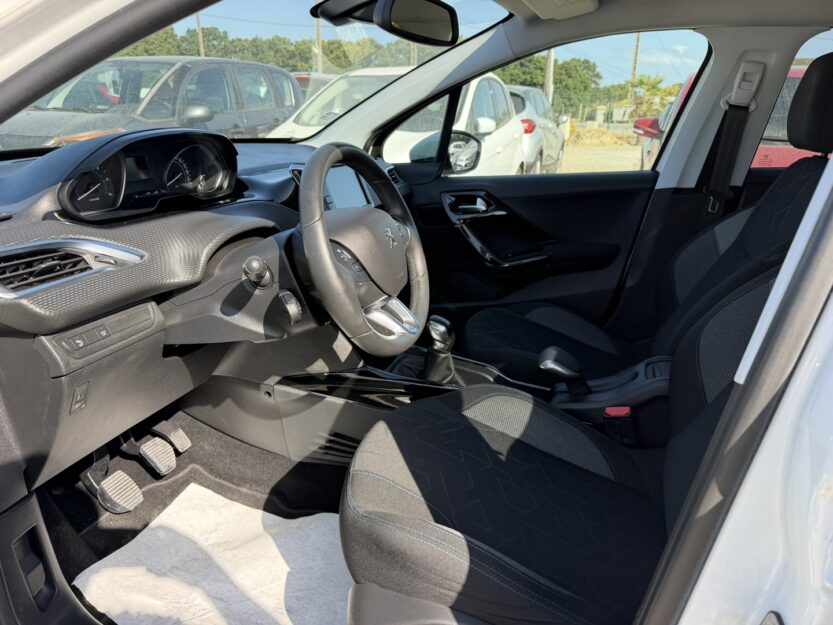Voiture PEUGEOT 2008